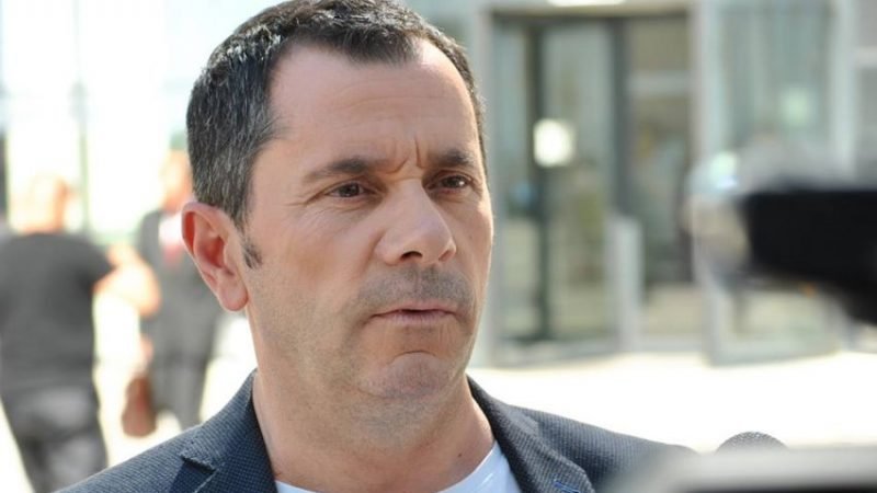Tomë Gashi reagim të ashpër ndaj kritikëve të Mentorit: Në shënjestër, në fakt, është Vetëvendosje
